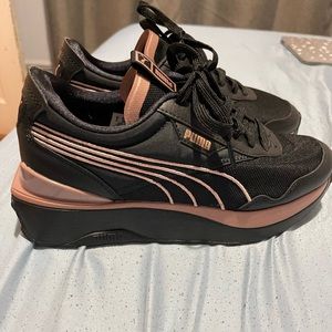 Puma shoes. Size 7.5